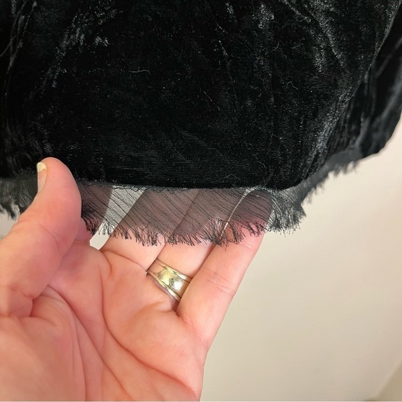 NY Collection sz medium black velvet tie front blazer with fringe trim - Picture 7 of 16